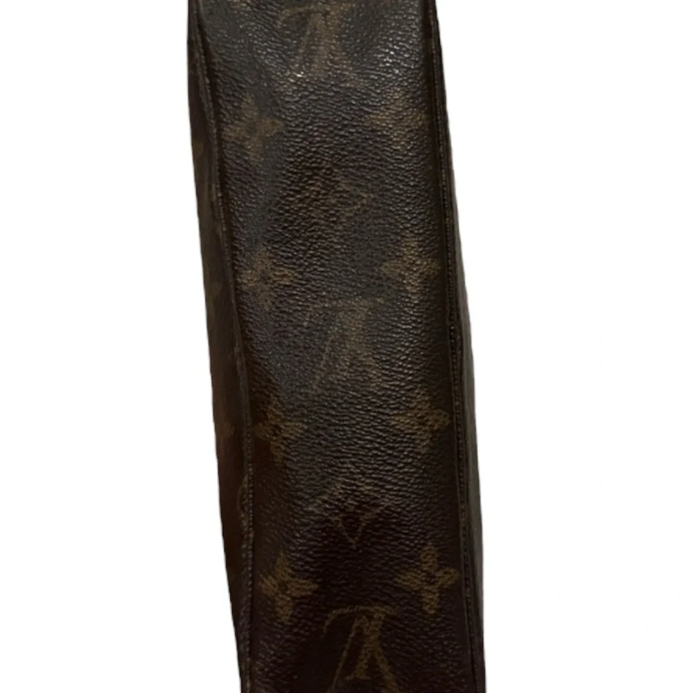 Louis Vuitton Toilette Pouch - Picture 3 of 7
